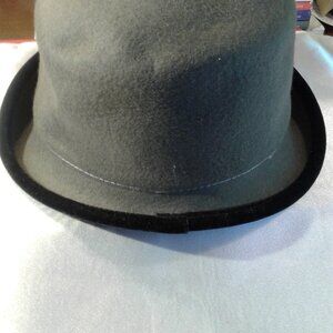 The Limited Hats for Women on Sale up to 90% Off: Poshmark display picture 1